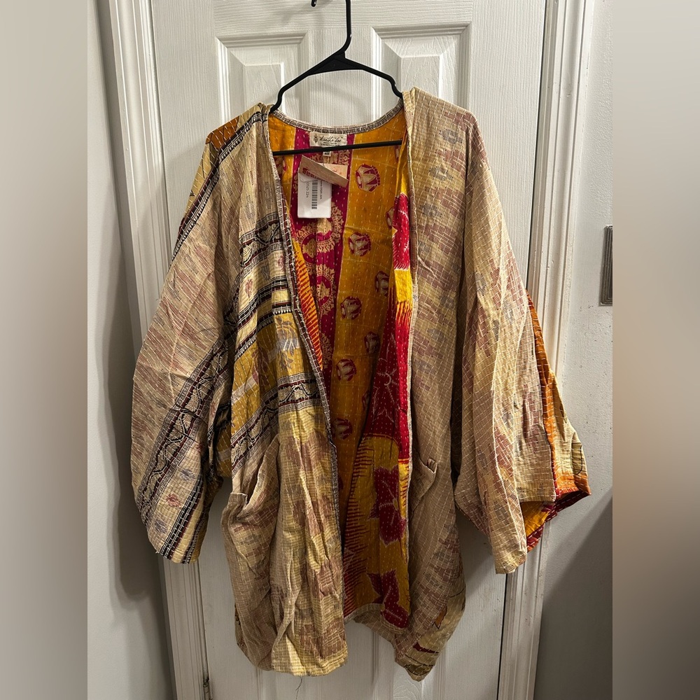 Kantha Bae Gaia Kimono